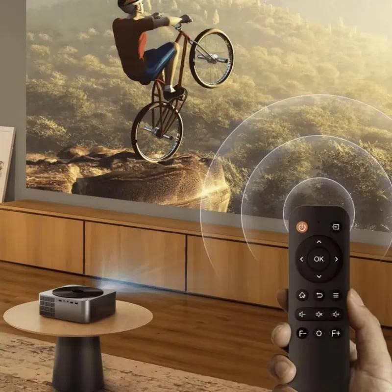 โปรเจคเตอร์ฉายภาพยนตร์กลางแจ้ง - Video Home Cinema บทวิจารณ์และราคา
